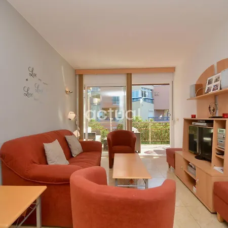 Santa Marina 13 شقة