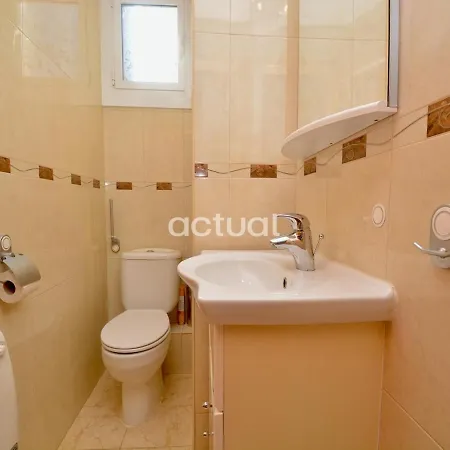 Santa Marina 13 شقة